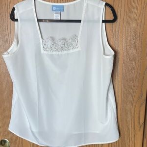 KORET WOMEN’S TOP WHITE LACE BODICE SEMI-SHEER SLEEVELESS SIZE L / LIGHTWEIGHT